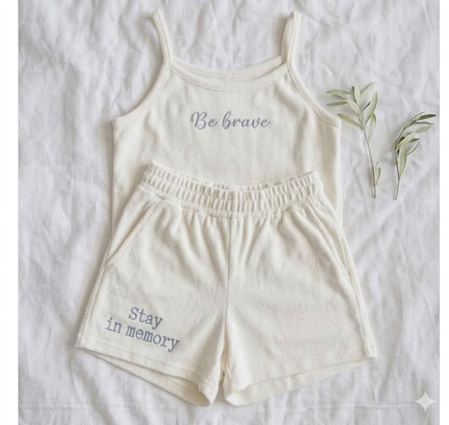 EMBROIDERY SHORT